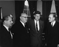 Spaak nr 2 fra venstre sammen med president Kennedy, nr 2 fra høyre, i 1961.