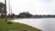 Thumbnail for File:Warsaw-indiana-lake-park.jpg