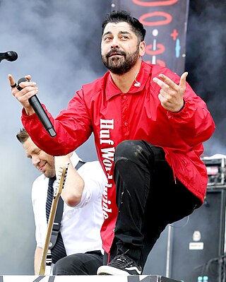 <span class="mw-page-title-main">Ali Tabatabaee</span> Iranian-American musician (born 1973)