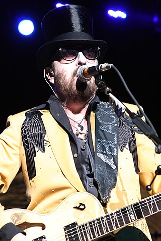 <span class="mw-page-title-main">Dave Stewart (Eurythmics)</span> English musician, songwriter and record producer (born 1952)