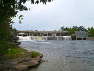 <span class="mw-page-title-main">Fenelon Falls</span> Village in Ontario, Canada