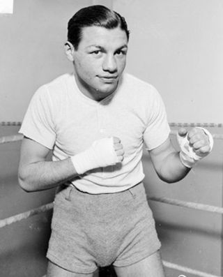 <span class="mw-page-title-main">Tony Canzoneri</span> American boxer