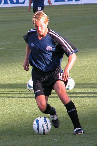 <span class="mw-page-title-main">Chris Henderson</span> American soccer player (born 1970)