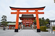 Fushimiinari-taisha, torii-2-1.jpg