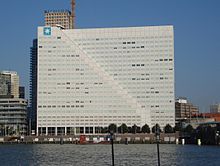 The Willemswerf building, the former Nedlloyd and P&O Nedlloyd corporate headquarters in Rotterdam. Currently the home of Maersk Line's European operations. Rotterdam nedloyd gebouw.jpg