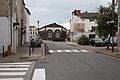 Grande Rue, mittig die Markthalle Halle au blé