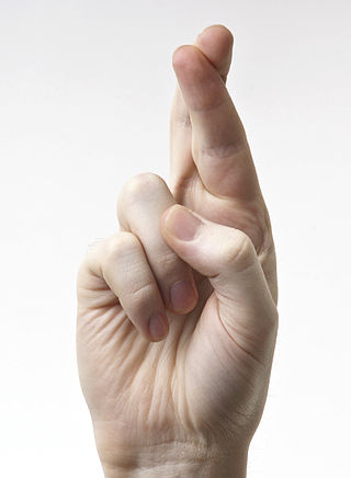 <span class="mw-page-title-main">Crossed fingers</span> Hand gesture