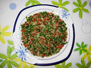 <span class="mw-page-title-main">Tabbouleh</span> Levantine dish of parsley and bulgur