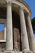 Temple of Vesta, built in the early 1st century BC on the acropolis of Tibur, Tivoli (14757149900).jpg