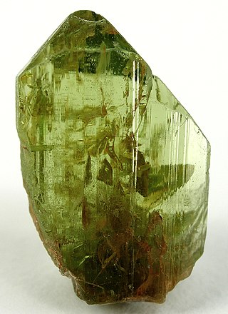 <span class="mw-page-title-main">Peridot</span> Green gem-quality mineral