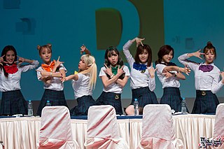 <span class="mw-page-title-main">Rainbow (girl group)</span> South Korean girl group