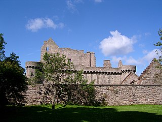 <span class="mw-page-title-main">Craigmillar Castle</span> Castle in City of Edinburgh, Scotland, UK