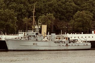 Ton-class minesweeper 1953 class of minesweeper of the Royal Navy