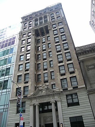 <span class="mw-page-title-main">Royalton Hotel</span> Hotel in Manhattan, New York