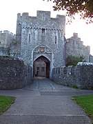 L'entrée du château avec sa herse.