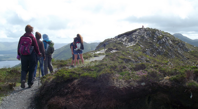 Trail (stone path section) along the final summit ridge of Diamond Hill