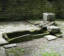 Town well Bramhope 021.jpg