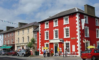 Castle Hotel and Market Street