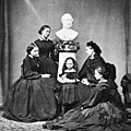 Prens Albert'ın 5 kızı Albert'i anarken, 1862