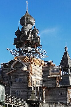 Roof restoration on the island of Kizhi