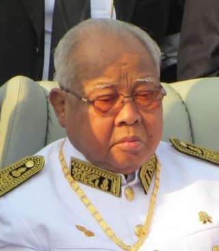 <span class="mw-page-title-main">Chea Sim</span> Cambodian politician (1932–2015)