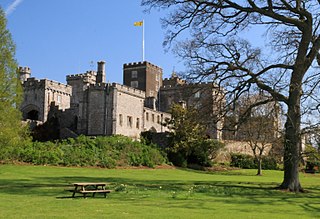 <span class="mw-page-title-main">Devon heraldry</span>