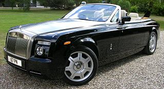 <span class="mw-page-title-main">Rolls-Royce Phantom Drophead Coupé</span> Motor vehicle