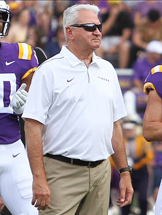 <span class="mw-page-title-main">Steve Ensminger</span> American football player and coach (born 1958)