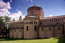 Chevet avec tour octogonale Monastère de Ripoll.