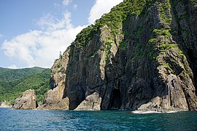 但馬御火浦・下荒洞門