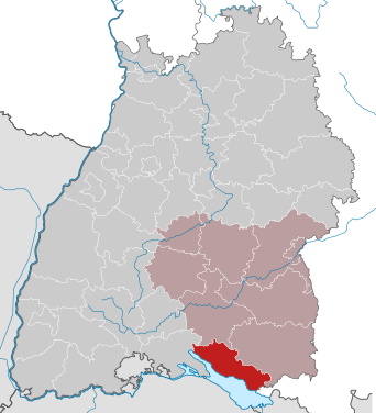 Lage in Baden-Württemberg (kirschrot) / im Regierungsbezirk Tübingen (mauve)