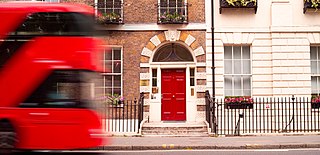 <span class="mw-page-title-main">Bloomsbury Institute</span> Business school in London, England