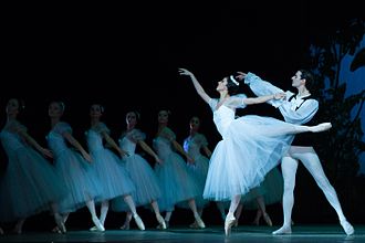 Scene from Les Sylphides Chopiniana Baku.jpg