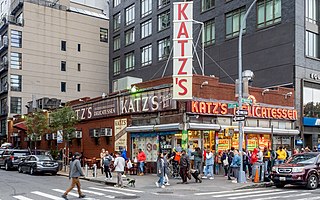 <span class="mw-page-title-main">Katz's Delicatessen</span> Restaurant in Manhattan, New York