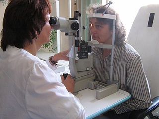 <span class="mw-page-title-main">Optometry</span> Field of medicine treating eye disorders