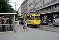 Triebwagen mit Ganz­wer­bung für Römerquelle auf dem Opern­ring (1982)