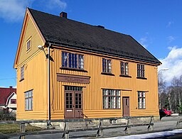 Ådalsbruks station