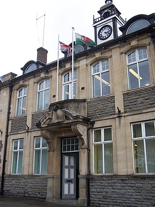 <span class="mw-page-title-main">Mountain Ash, Rhondda Cynon Taf</span> Town in Cynon Valley, Wales