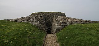 <span class="mw-page-title-main">Quoyness chambered cairn</span> Neolithic chambered cairn located on Sanday in Orkney, Scotland