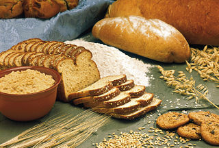 <span class="mw-page-title-main">Pas Yisroel</span> Grain-products that were cooked or baked with the participation of an observant Jew