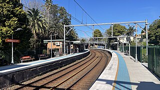 <span class="mw-page-title-main">Wollstonecraft railway station</span> Railway station in Sydney, New South Wales, Australia