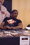 Ernie Hudson - dédicace TGS 2011.jpg