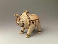 Vietnamese glazed-pottery elephant-shape ewer, 11th century. Metropolitan Museum of Art MET DP153214.jpg