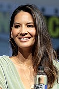 Olivia Munn interprète Gina