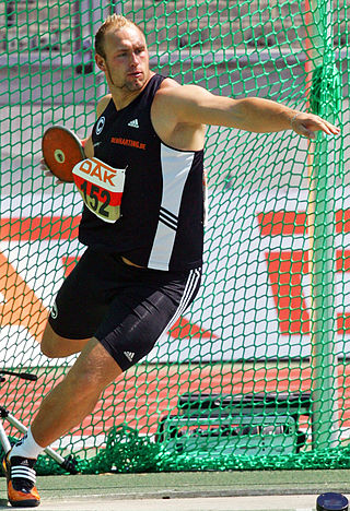 <span class="mw-page-title-main">Discus throw</span> Event in track and field athletics