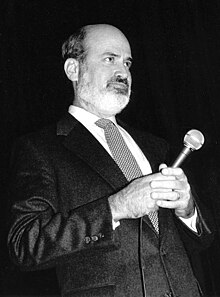 Terrence Malick, 1993.jpg