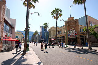 <span class="mw-page-title-main">Hollywood Land</span> Land at Disney California Adventure