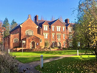 <span class="mw-page-title-main">St Edmund's College, Cambridge</span> College of the University of Cambridge