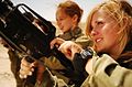 以色列是世界上第一個女性義務兵役制國家，女性一般參軍20個月