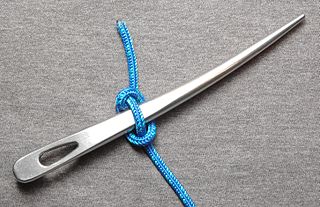 <span class="mw-page-title-main">Marlinespike hitch</span> Type of temporary knot